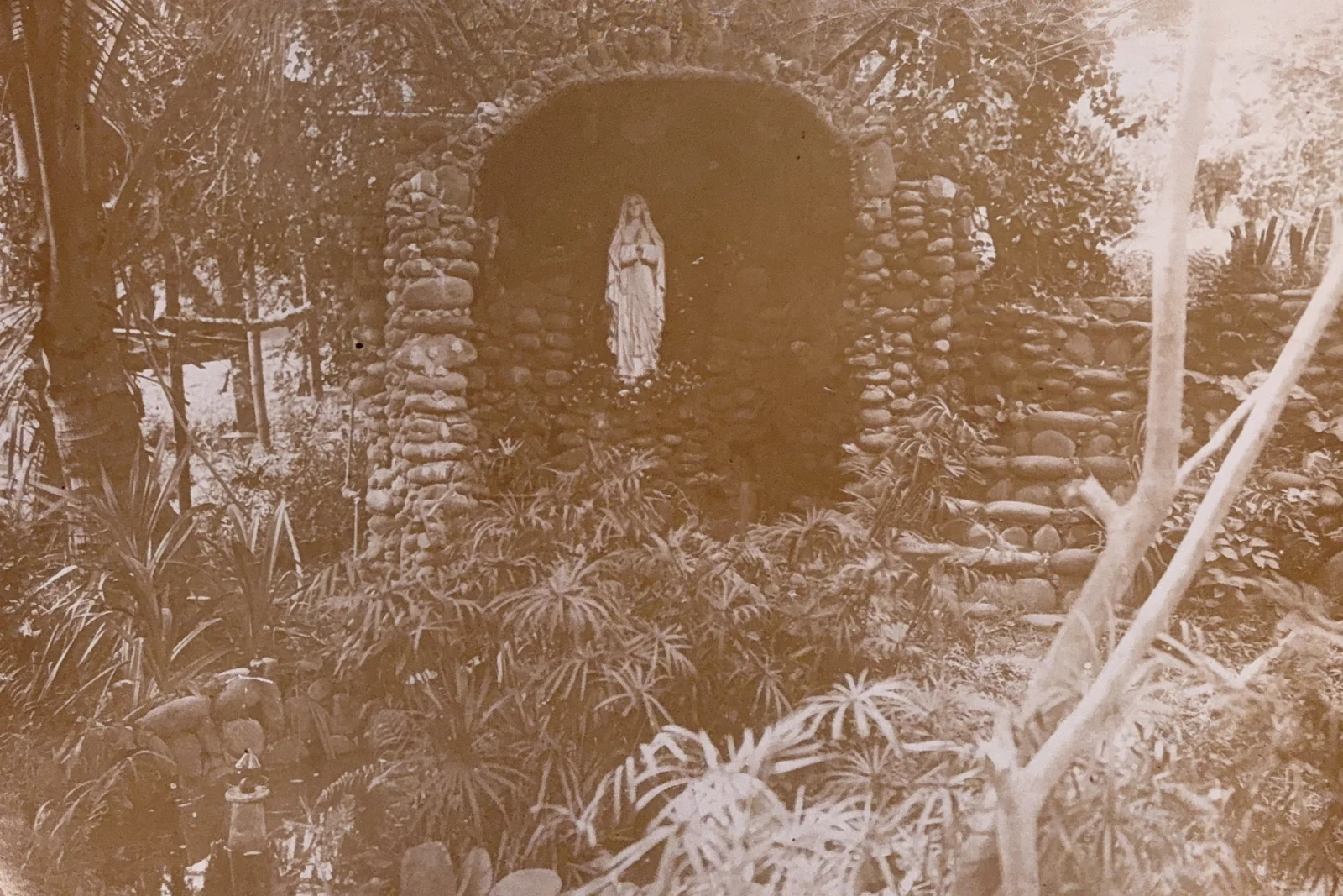 The grotto at Hacienda Fermina