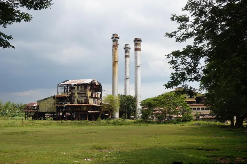 The ruins of the Ma-ao Sugar Central, Bago